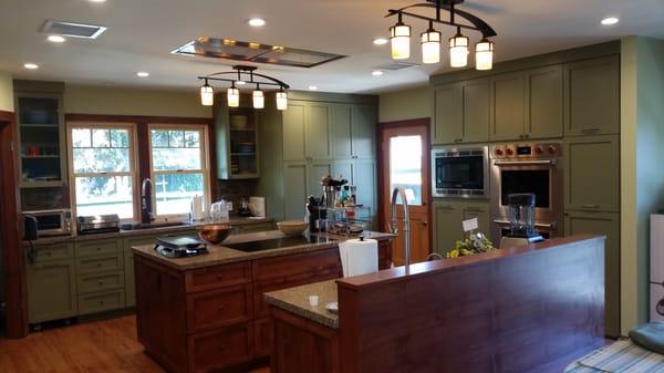 I love making kitchens functional, bright, and beautiful.