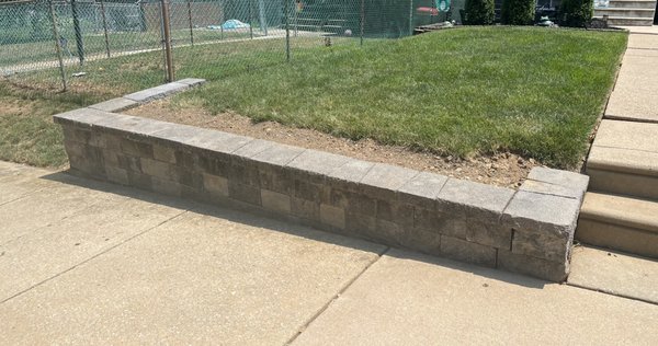 Retaining wall