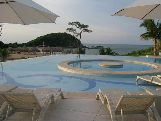 Poolside Huatulco, Mexico