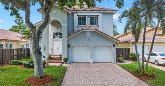 For Sale in Doral Isles Antilles