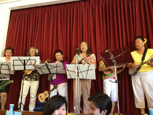 Kawaii Japanese women singing Hawaiian music at the Spaghetti Dinner