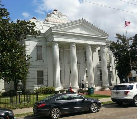 Courthouse...old downtown Thibodaux