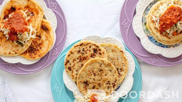 La PUPUSA Gordita Dishes!