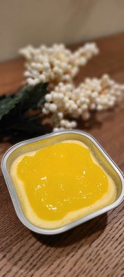 8oz Individual lemon curd