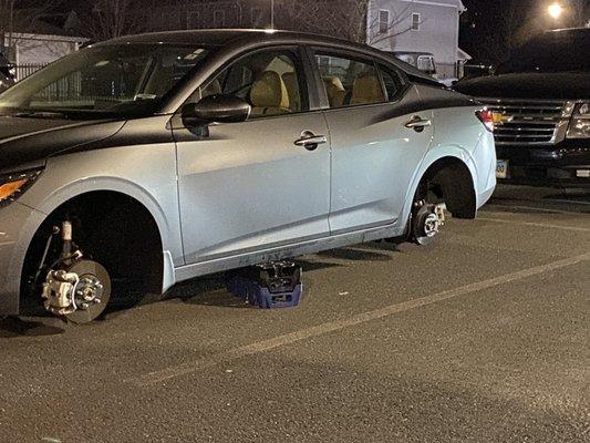 Tires stolen from car in Capewell parking lot