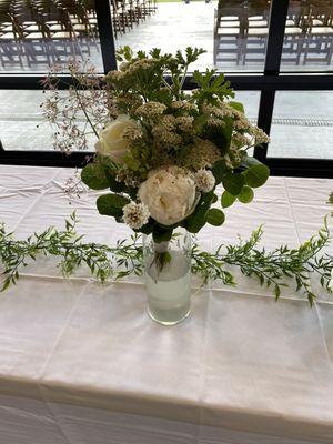 Brides maid bouquet and table decoration