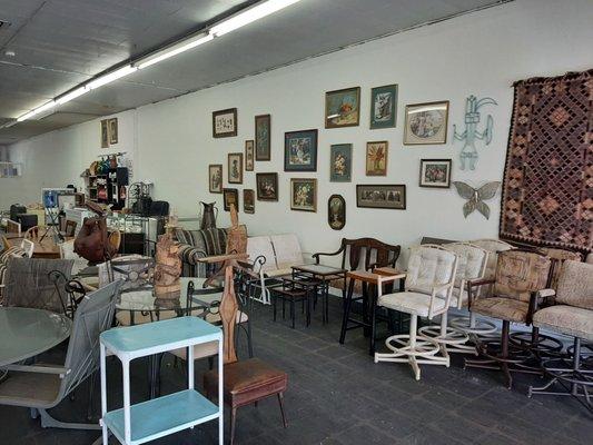 Serenity Furniture & Antiques