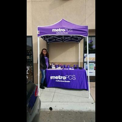 Tent Event offering Free METROPCS Swag.