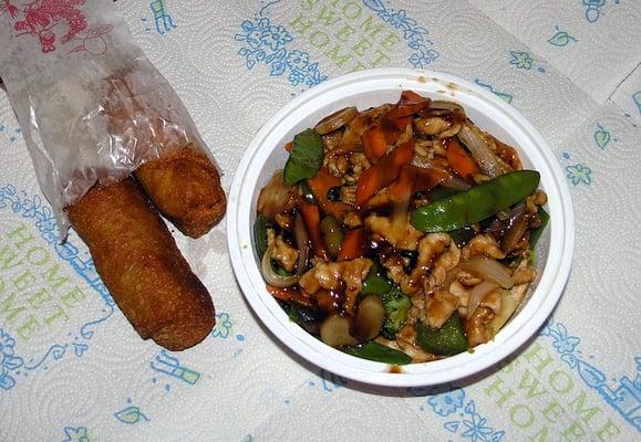 Hunan Chicken and Shrimp Egg Rolls. ( and they contained real shrimp !!)