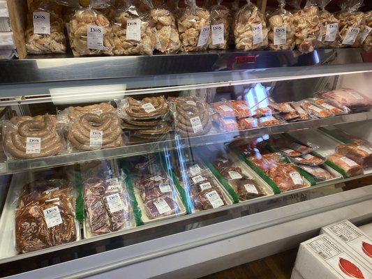 Day's Smokehouse & Specialty Meats