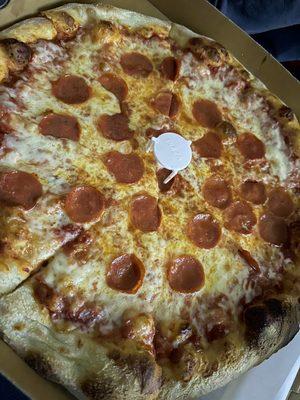 Large Pepperoni Pizza