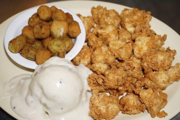 Chicken Chunks w/ fired okras and mashed potatoes and gravy