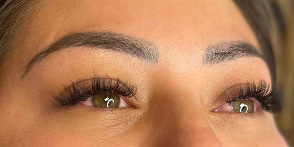 Hybrid Lashes