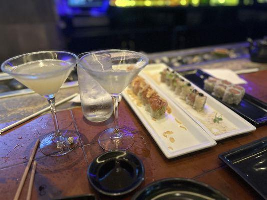 Happy hour rolls (Left to Right): White Lotus roll, Tokubetsu Roll, Spicy tuna roll + Yamoshita Gold cocktails