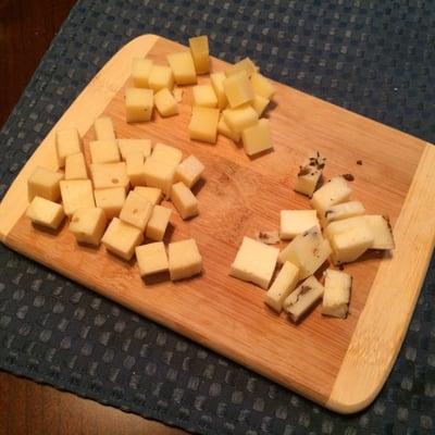 Cheese  we took home - Top Left - Dutch Knuckle - Excellent, must try. Others also very good maple cheddar and truffle falls