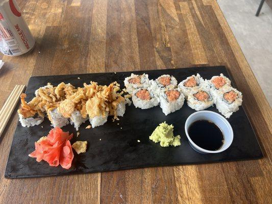 Schrimp tempura roll - Spicy tuna!