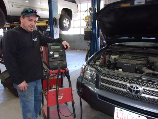 Sal's Auto & Truck Repair Acton can test & recharge your car battery!