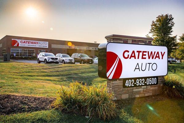 Gateway Auto Repair in Omaha and La Vista.