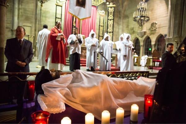 Procesion del Silencio - praying for Jesus Christ after his death