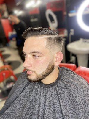 Gentlemen razor fade with beard line up