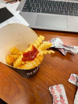 Fries with ketchup