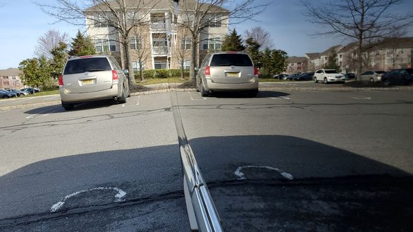 This reflection of on this Infiniti QX60 is incredible!