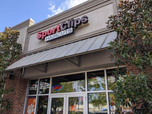 Sport Clips Haircuts of Summerville - South