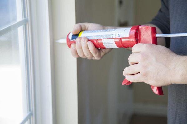 Caulking windows is one of the easiest and most straightforward ways to improve the energy efficiency of your home.