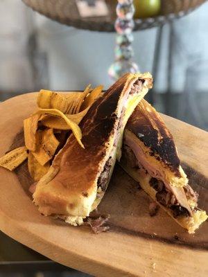 Cuban sandwich