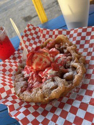 Cucumber water and raspa funnel cake