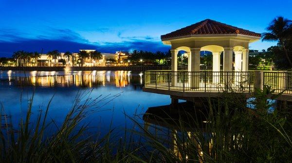 Palm Beach Gardens only lake view restaurant location