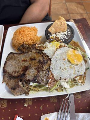 Chilaquiles con Asada