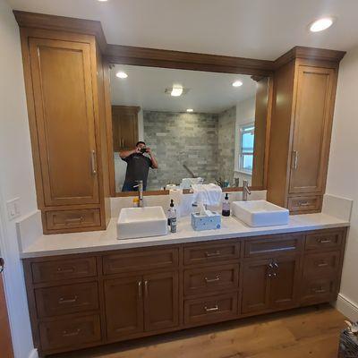 Paint bathroom cabinets