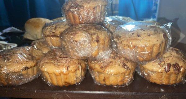 Perfect Maple Pecan muffins great for early morning commutes! Stop in and grab it To-Go!