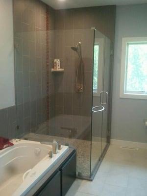 Frameless Shower