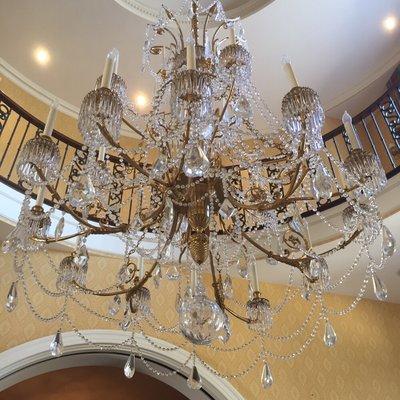 This chandelier came out sparkling