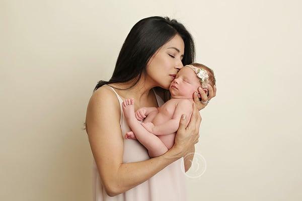 Maternity and Pregnancy Photography
 Tucson's Premier Newborn Baby Photography Studio