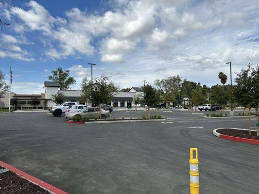 Overview of the parking lot and building