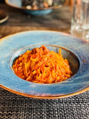 Fettuccine bolognese