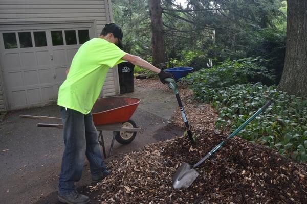 Mulching
August 2014