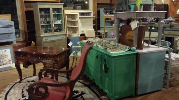 Love this turquoise dresser and the hutch.