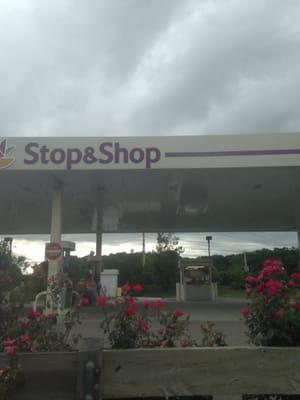 Stop&Shop Gas Station of Dedham -- Dedham Mall : 160 Providence Highway, Dedham               Station