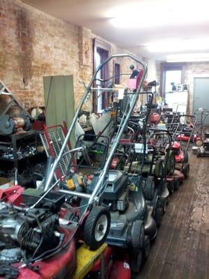 Et's Lawn Mower Repair Sales & Service