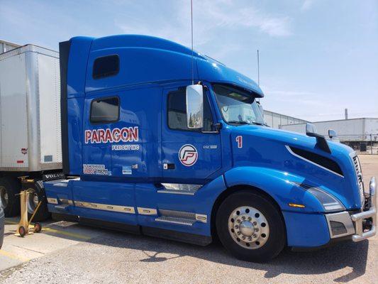 PARKING IN CHICAGOWe offer monthly truck and trailer parking at our terminal in Justice, IL.