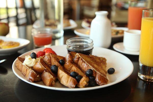 Weekly rotating french toast will keep you excited! did someone say Bourbon and cream soda french toast!?