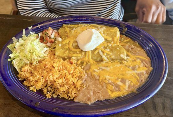 Chicken enchiladas verdes