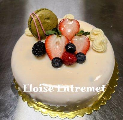 Almond cake, strawberry basil compote, strawberry white chocolate cremeux, strawberry mousse, white chocolate glaze. $65