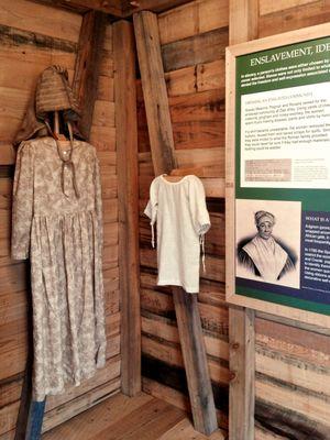 Oak Alley Slave Cabin Exhibit