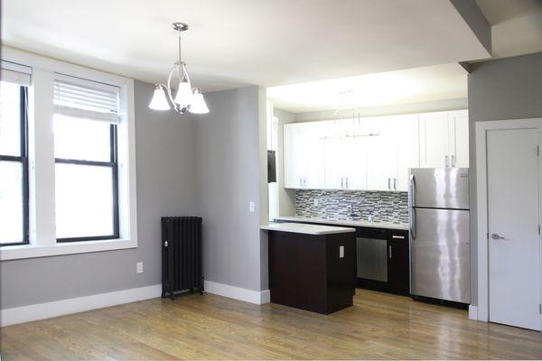 2 bedroom condo for rent @ 35 Clarkson Ave.  Move-in date is October 1st. $2,050/Monthly. RENTED!