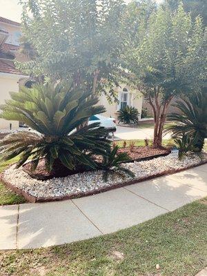 Beautiful residential landscape job located in Daphne AL.